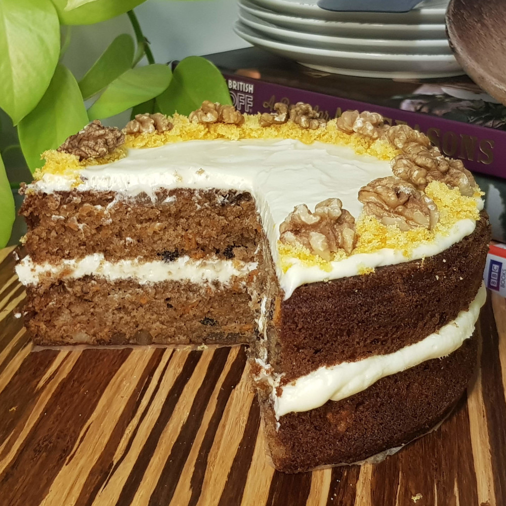 ‘Kitchen Sink’ Carrot Cake